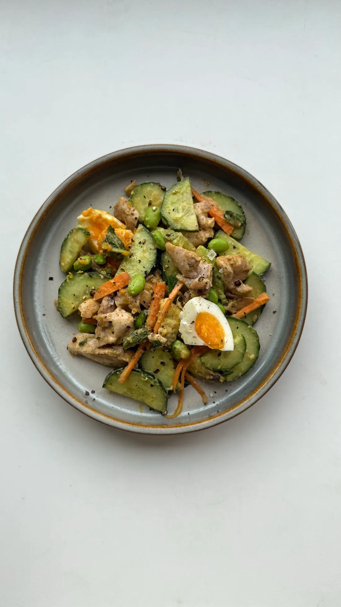 Foto de Ensalada con salsa de cacahuete