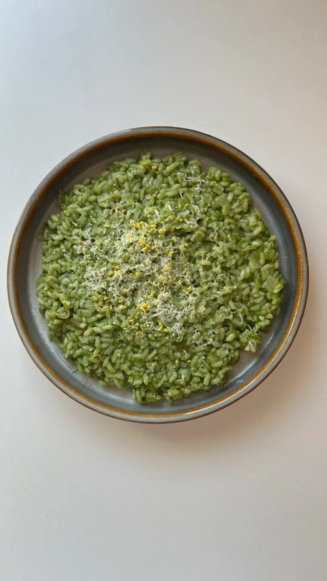 Foto de Risotto de espinaca y pesto