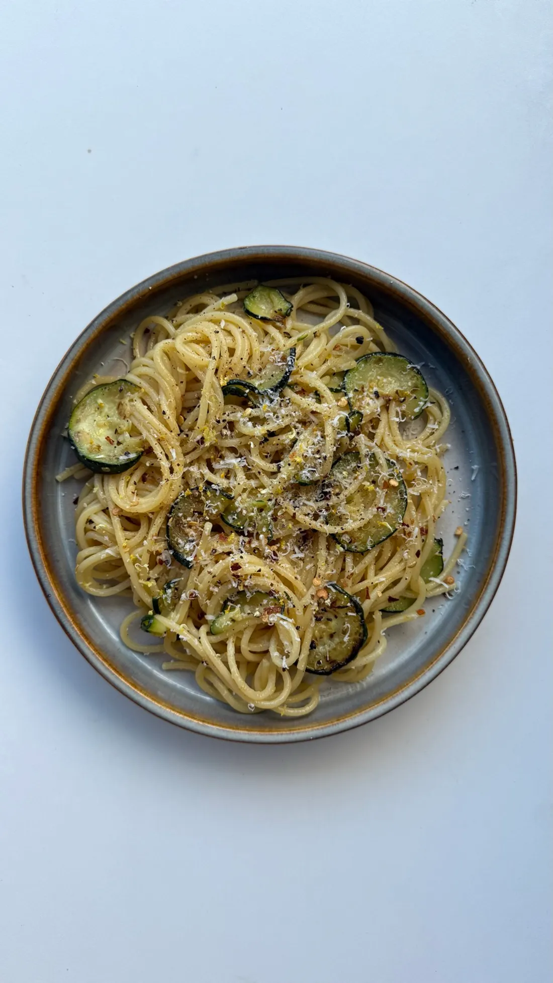 Foto de Spaghetti con zucchini y limón